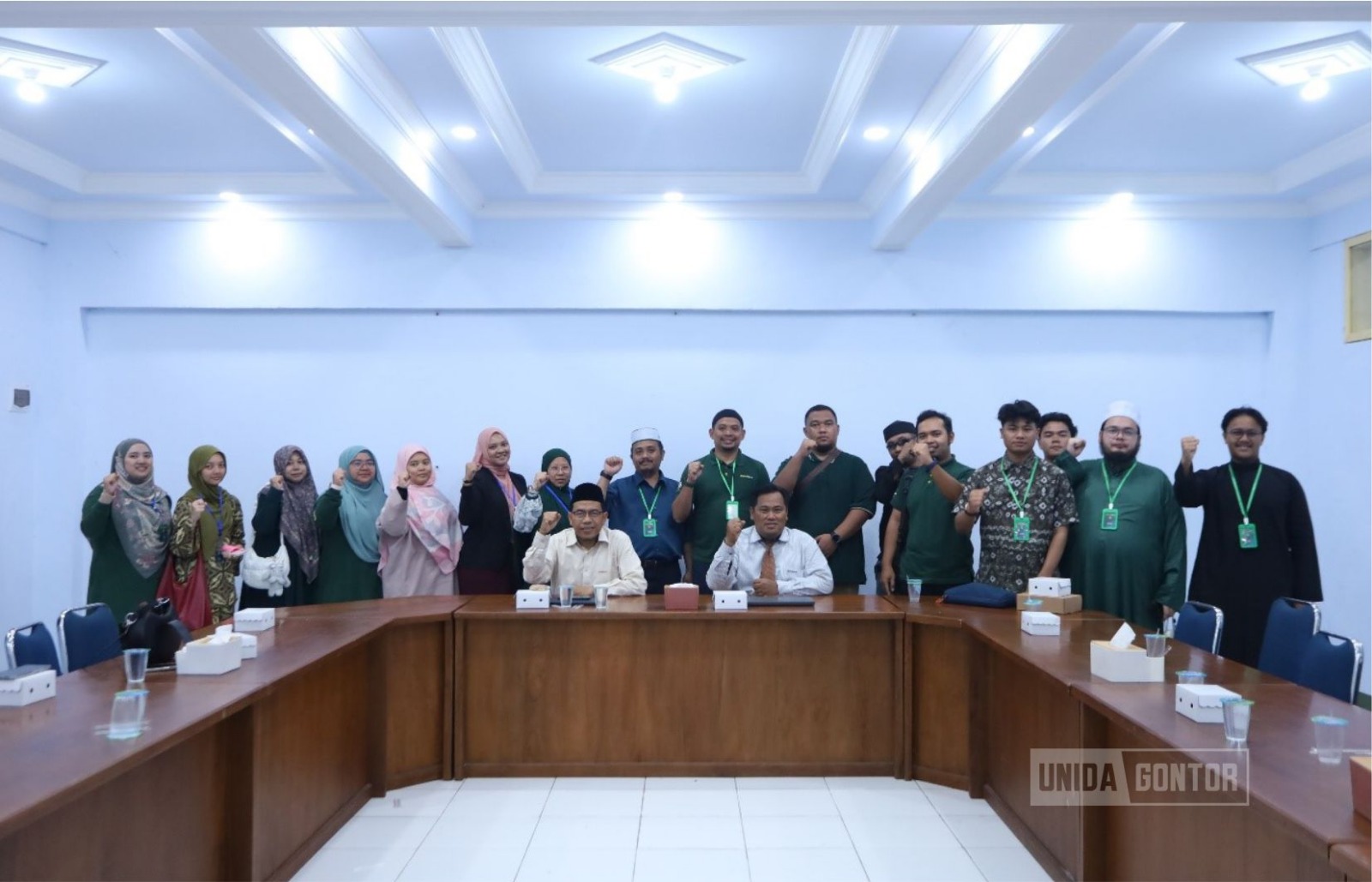 Guru Brainy Bunch International School Malaysia mengikuti sharing session bersama Wakil Direktur KMI Gontor.