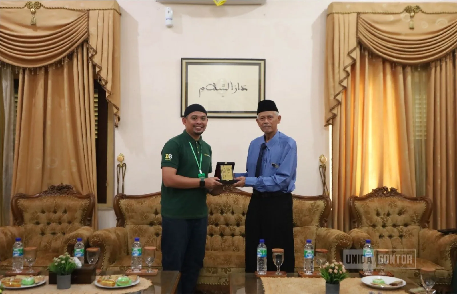 Guru Brainy Bunch Malaysia bersilaturahmi dan berdiskusi dengan Pimpinan PMDG Gontor di kantor pimpinan.