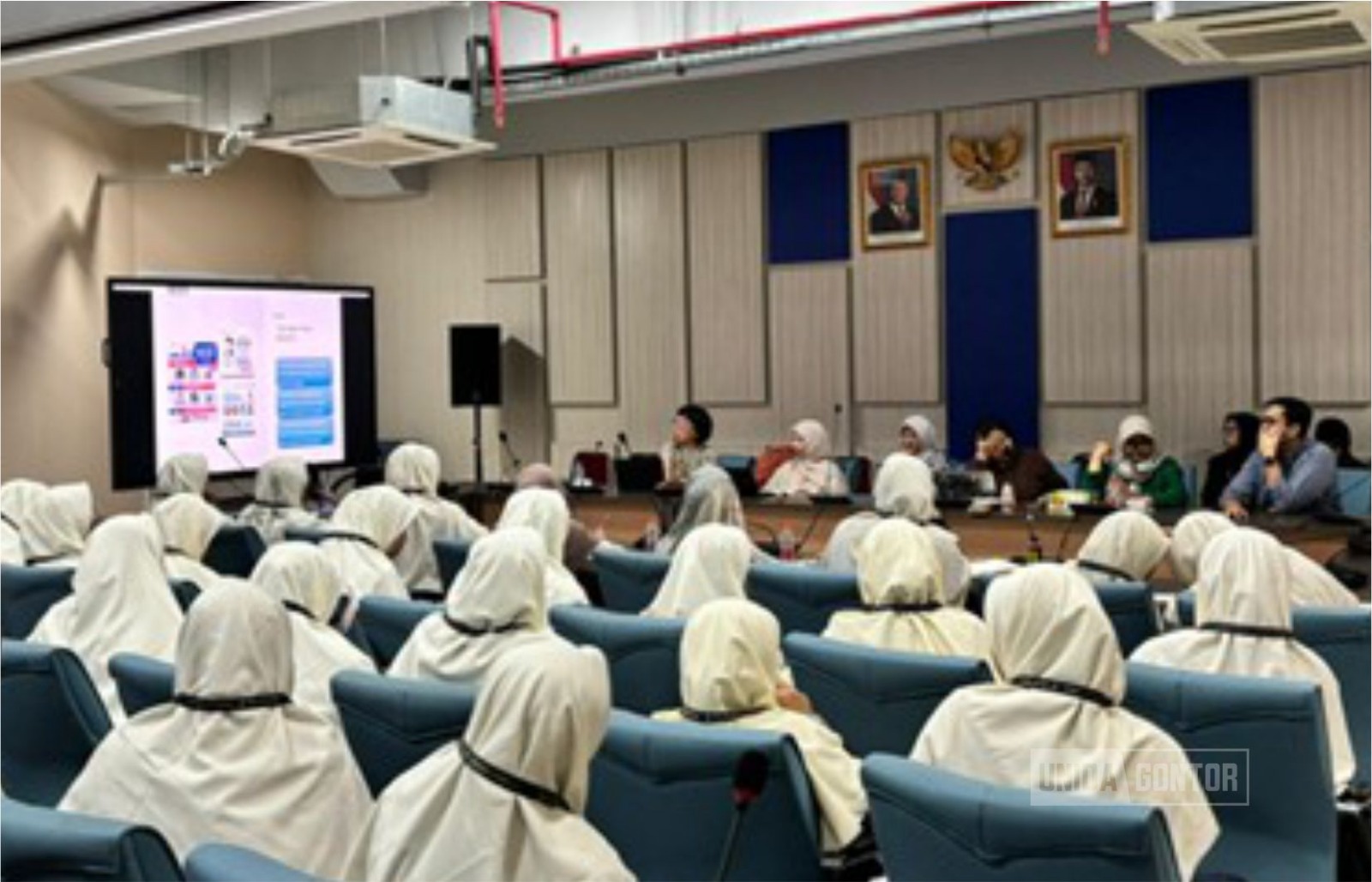 Mahasiswi HI UNIDA Gontor Kampus Putri studi akademik di Pusat Riset Politik BRIN Jakarta.