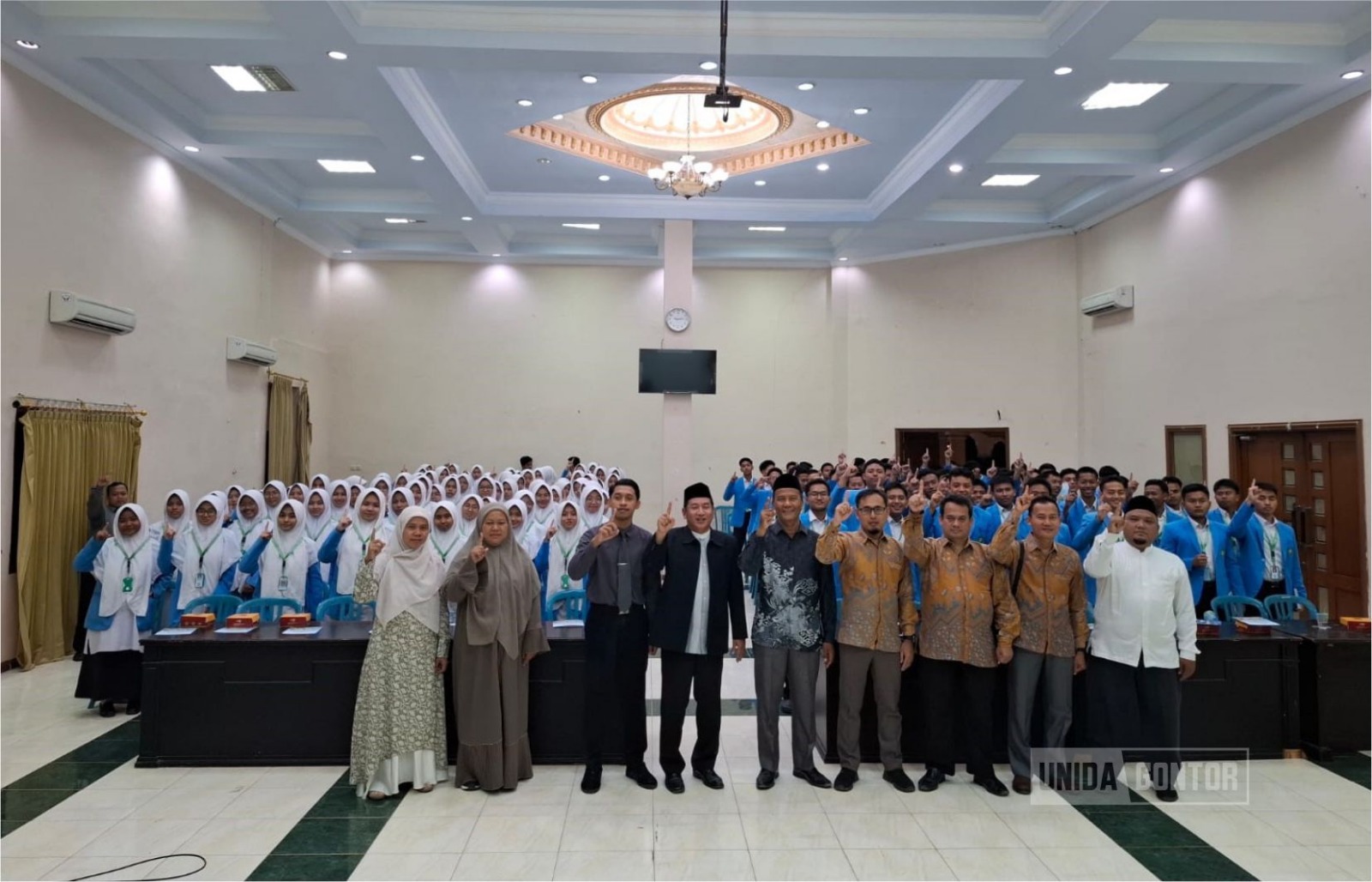 UNIDA Gontor menerima kunjungan Pondok Pesantren Tahfidzul Qur’an Wal Mutun Al Amin Batam di Hall CIOS.