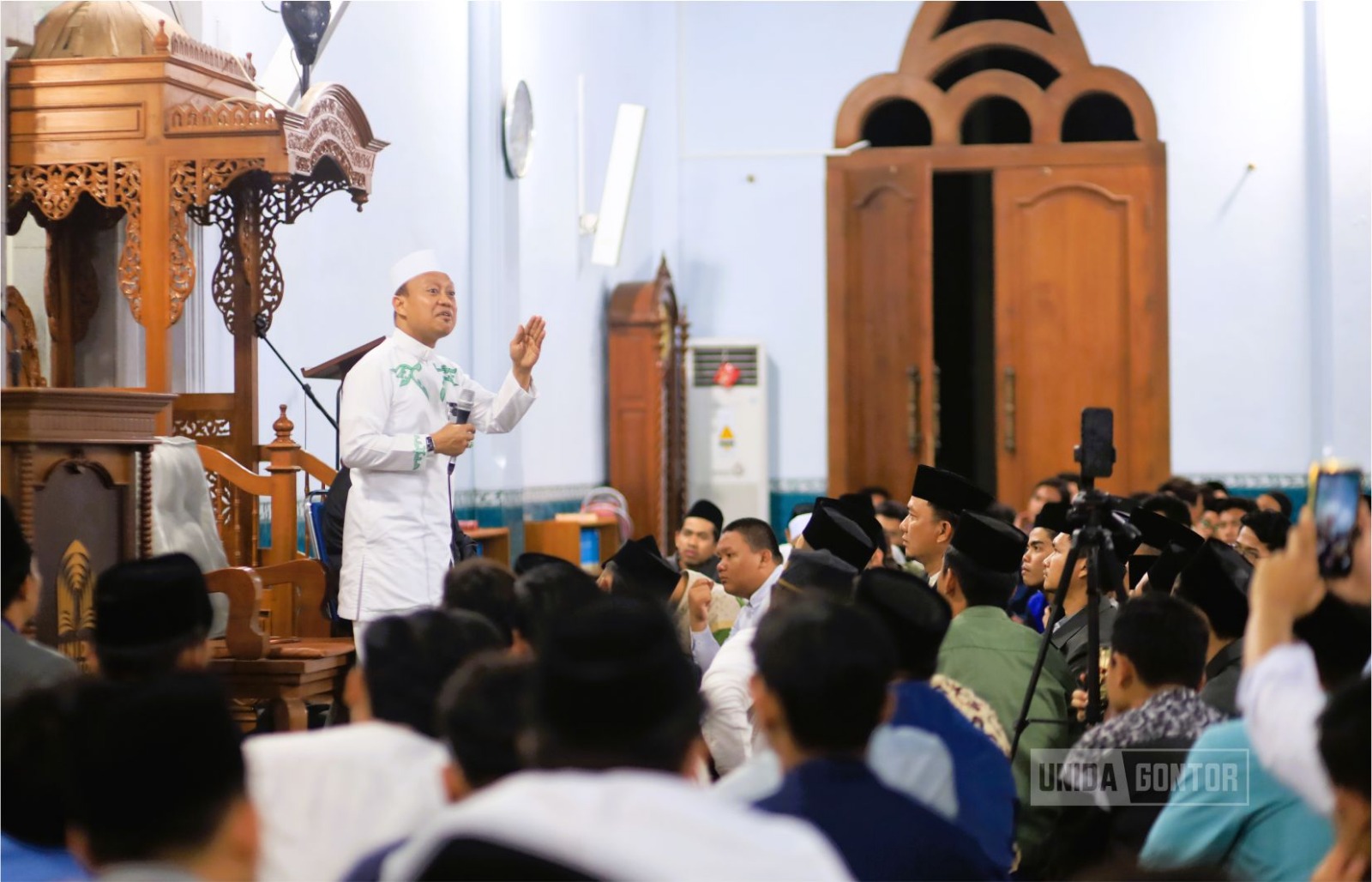 Ustadz Dasad Latief UNIDA Gontor
