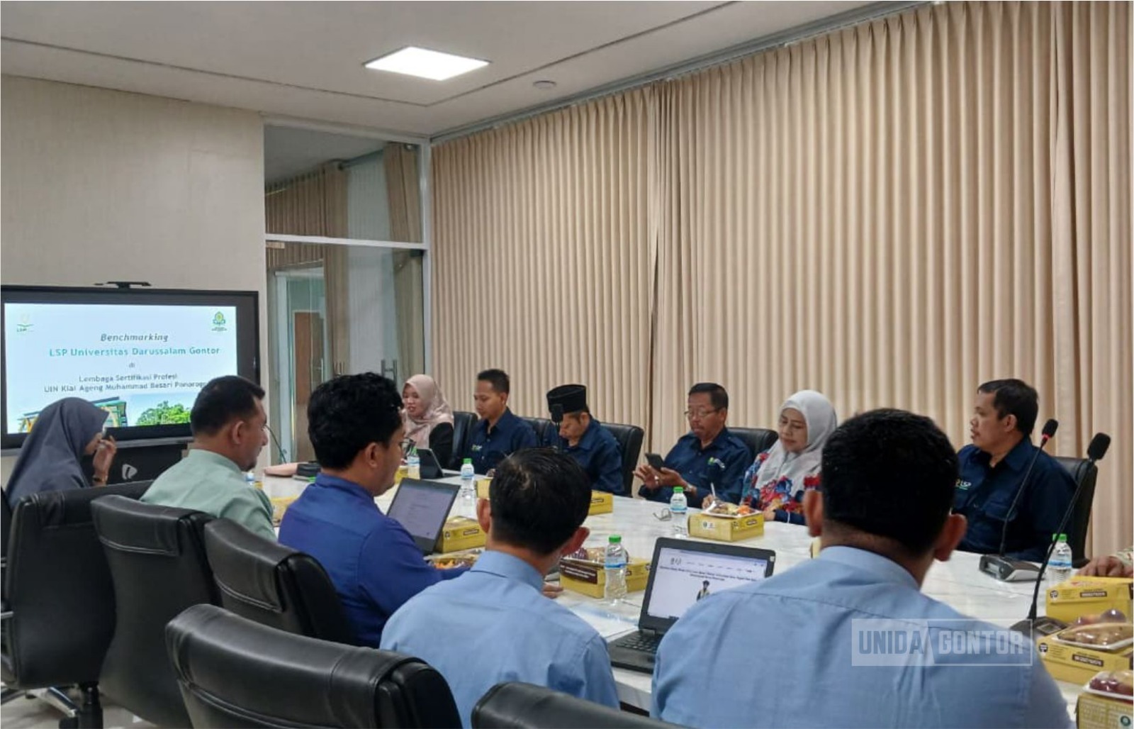 Tim CLSP UNIDA Gontor benchmarking ke LSP UIN Ponorogo bersama pimpinan dan manajer LSP.