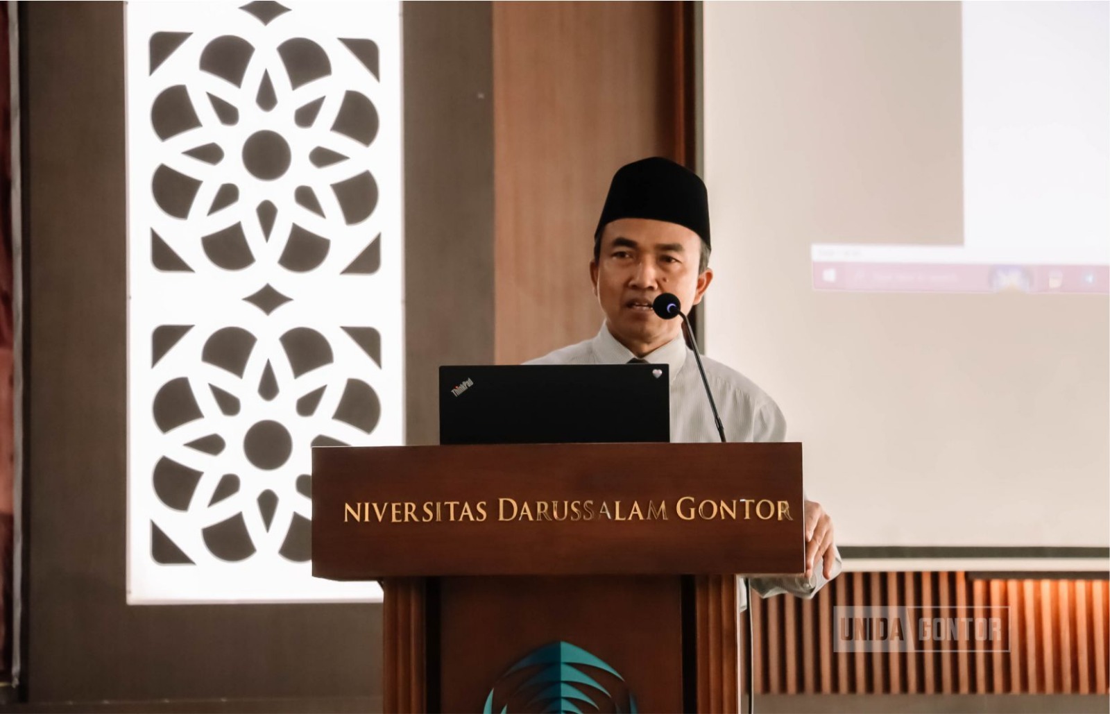 Kuliah Pakar Fakultas Ushuluddin UNIDA Gontor bersama Prof. Dr. K.H. Hamid Fahmy Zarkasyi.