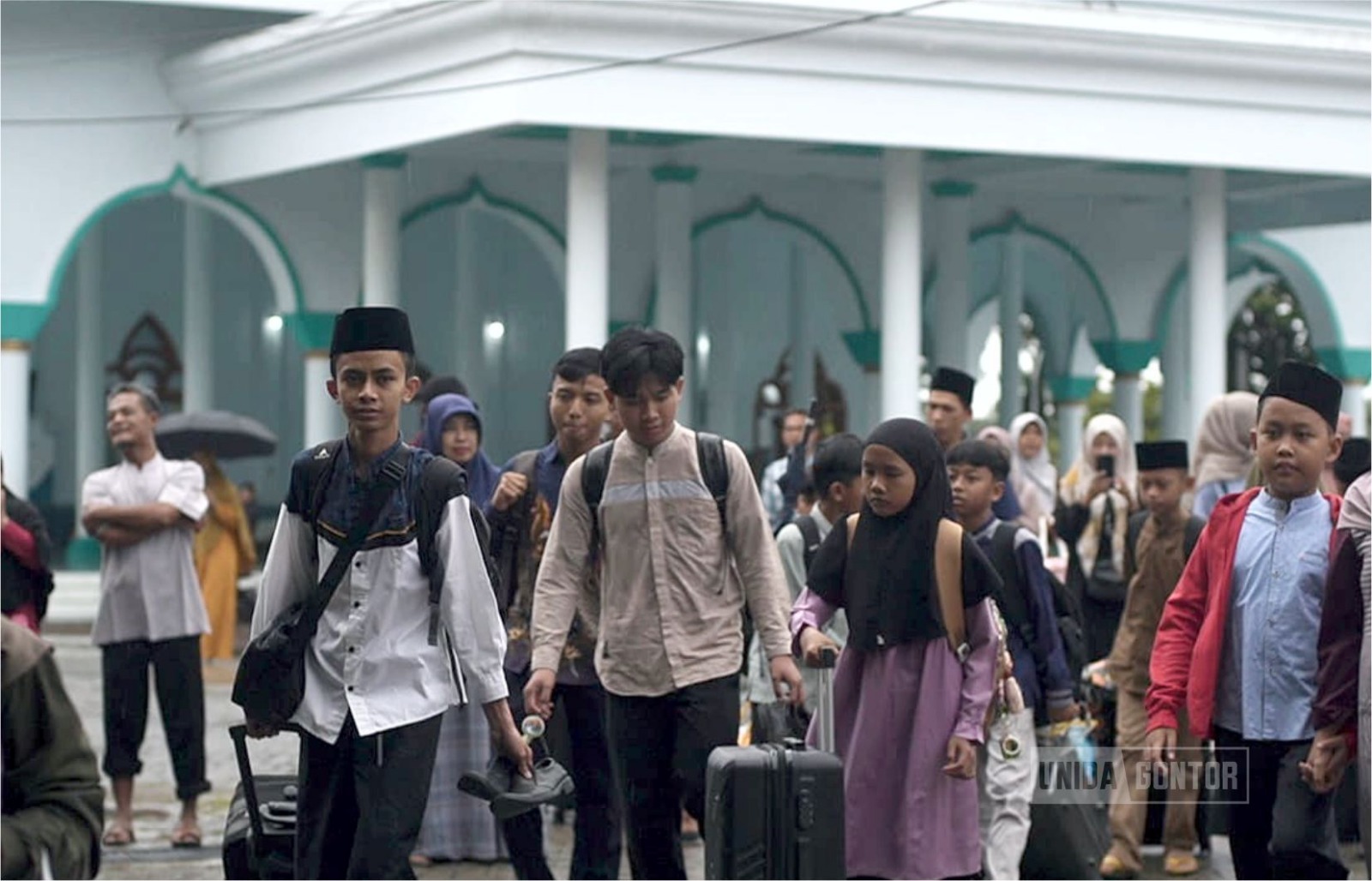 Pembukaan Arabic Camp SDIT Hadlonah Darussalam bersama Pusdiklat UNIDA Gontor di Masjid Arkanuddin.