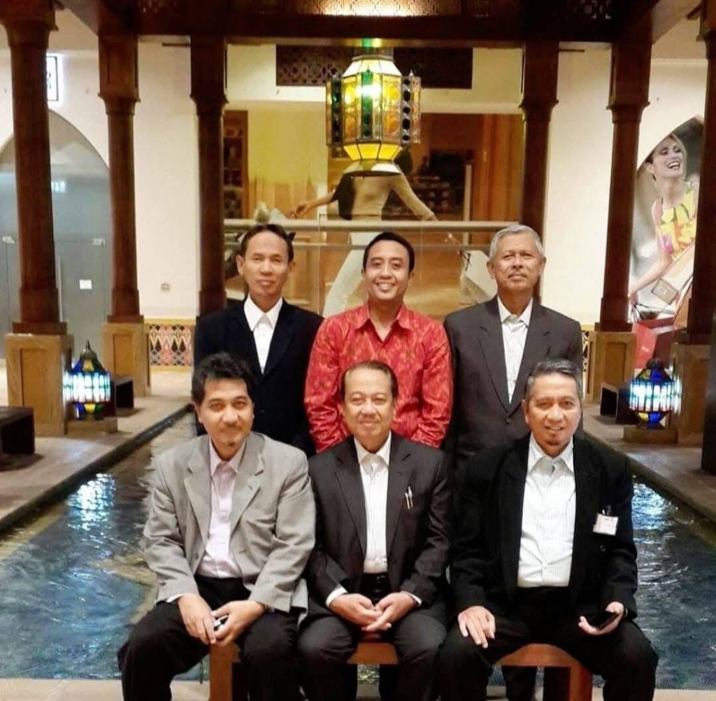 Sekelumit Kisah Bersama Ustadz Amal Fathullah Zarkasyi