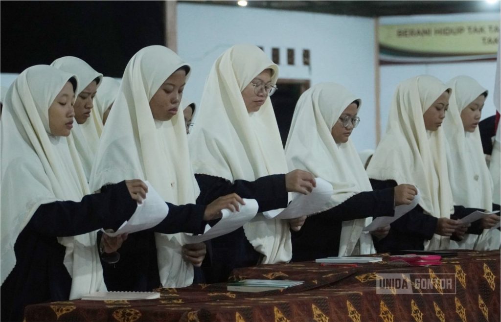 Fakultas Ushuluddin Teguhkan Estafet Kepemimpinan melalui Pelantikan Pengurus HMP