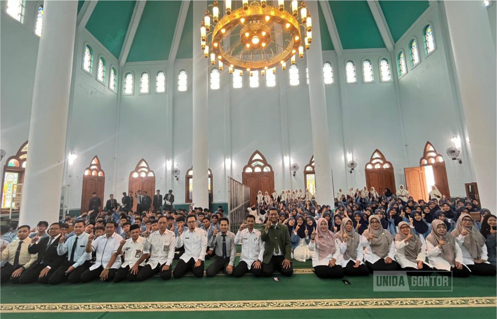 Pembukaan Arabic Camp MTsN 2 Ponorogo bersama Pusdiklat UNIDA Gontor di kampus.