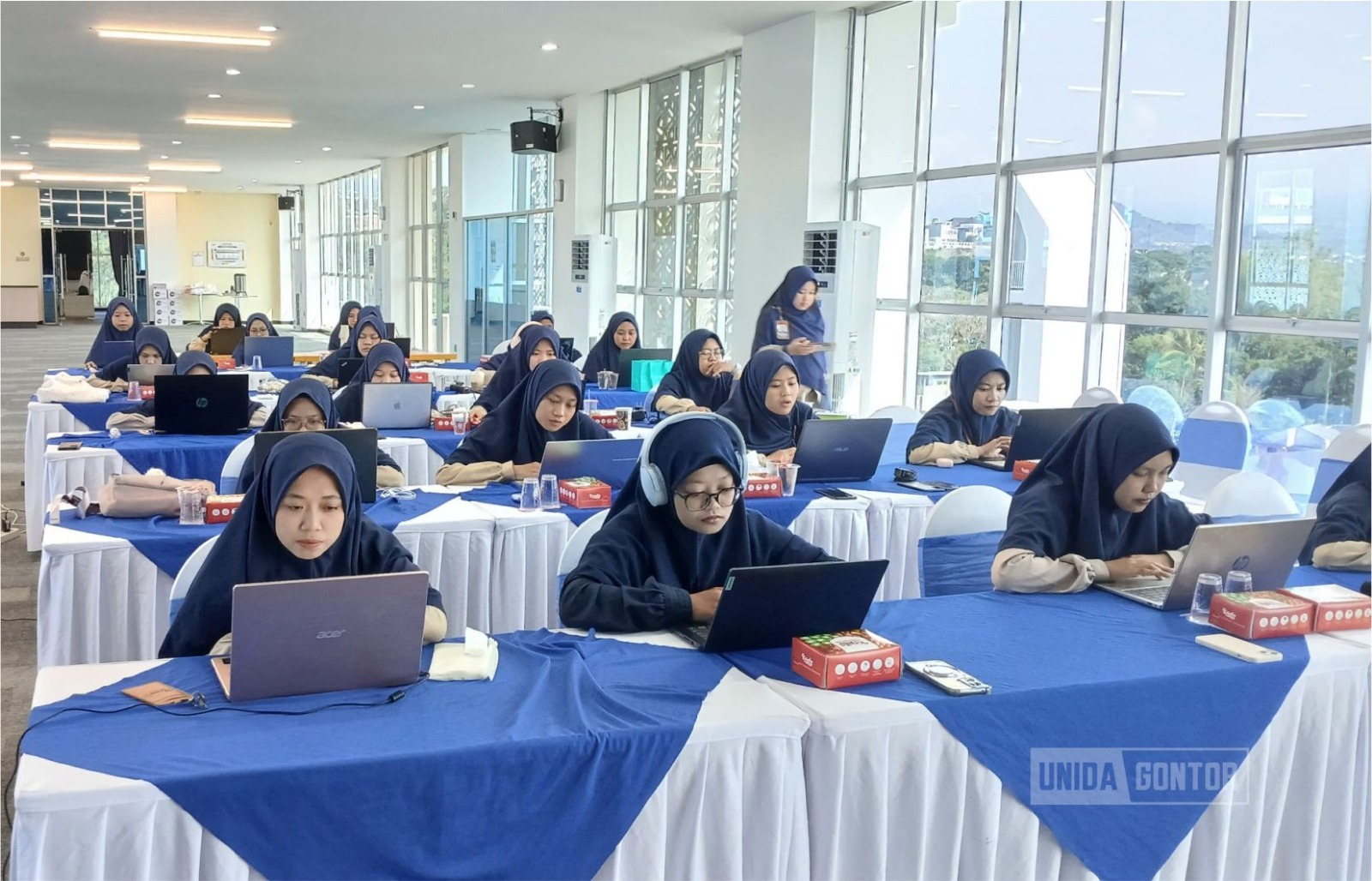 Peserta mengikuti Alikhtibar Intensive Arabic Course di IIBS Thursina Malang