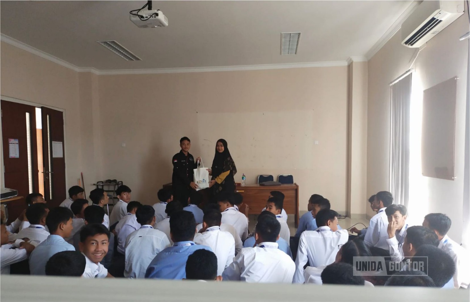 OSPEK Fakultas Ekonomi dan Manajemen UNIDA Gontor 2026/2027