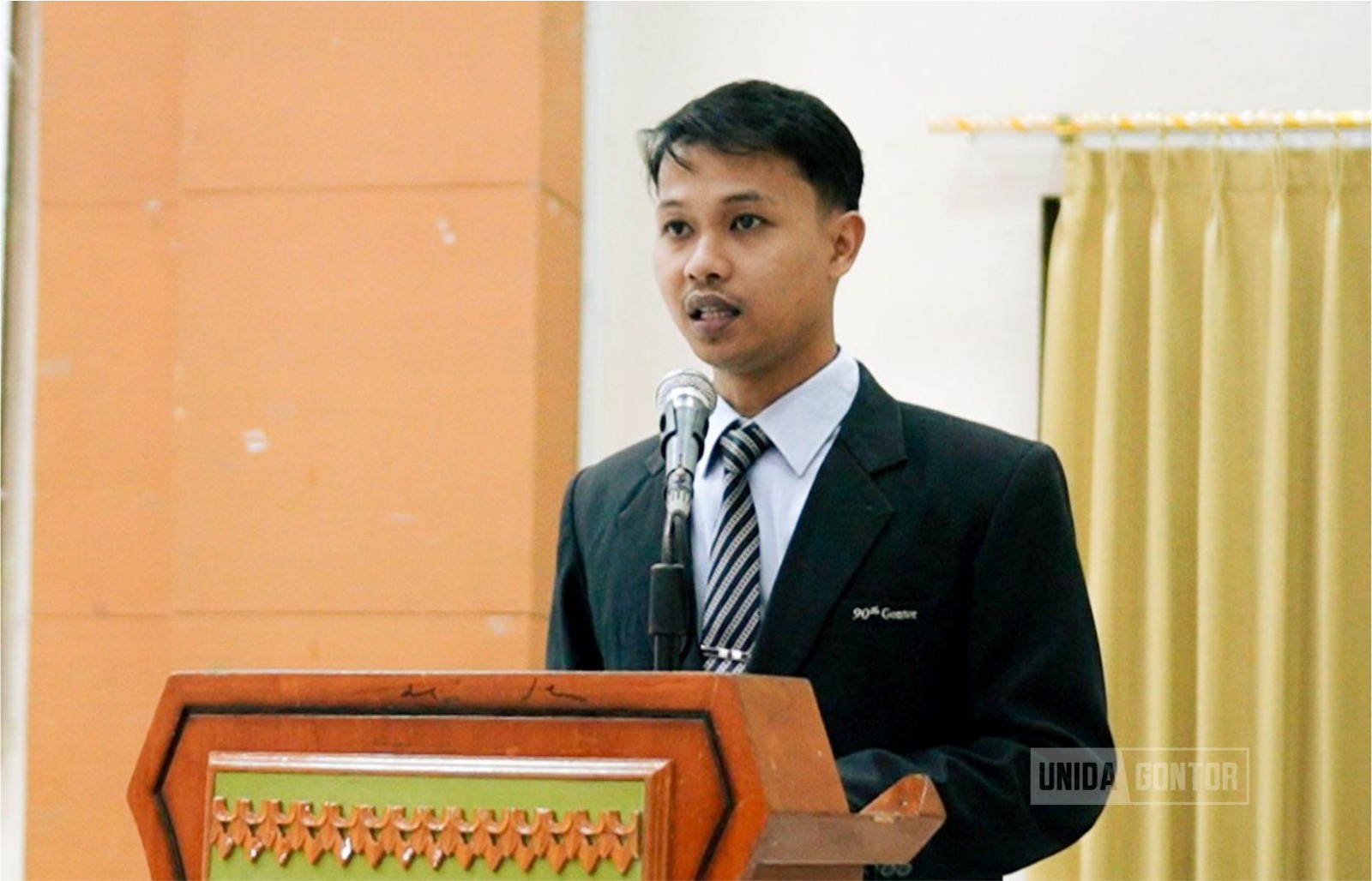 LPJ dan Pelantikan Pengurus HIMAKOM UNIDA Gontor 2026–2027 di Hall CIOS