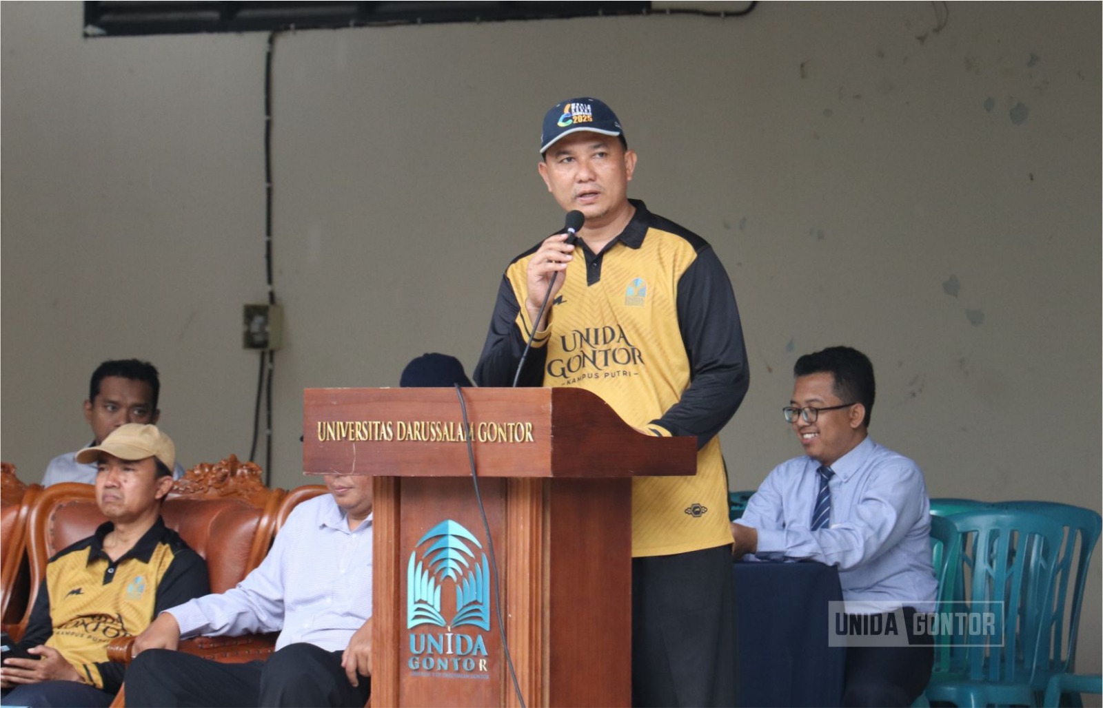 Pembukaan kegiatan PPKA 2026 mahasiswi di Lapangan Siti Aminah UNIDA Gontor