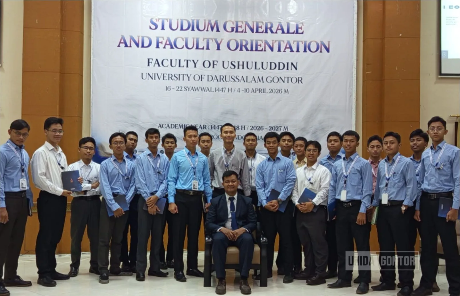 Mahasiswa baru mengikuti kegiatan Pengenalan Prodi Ilmu Al-Qur’an dan Tafsir di UNIDA Gontor