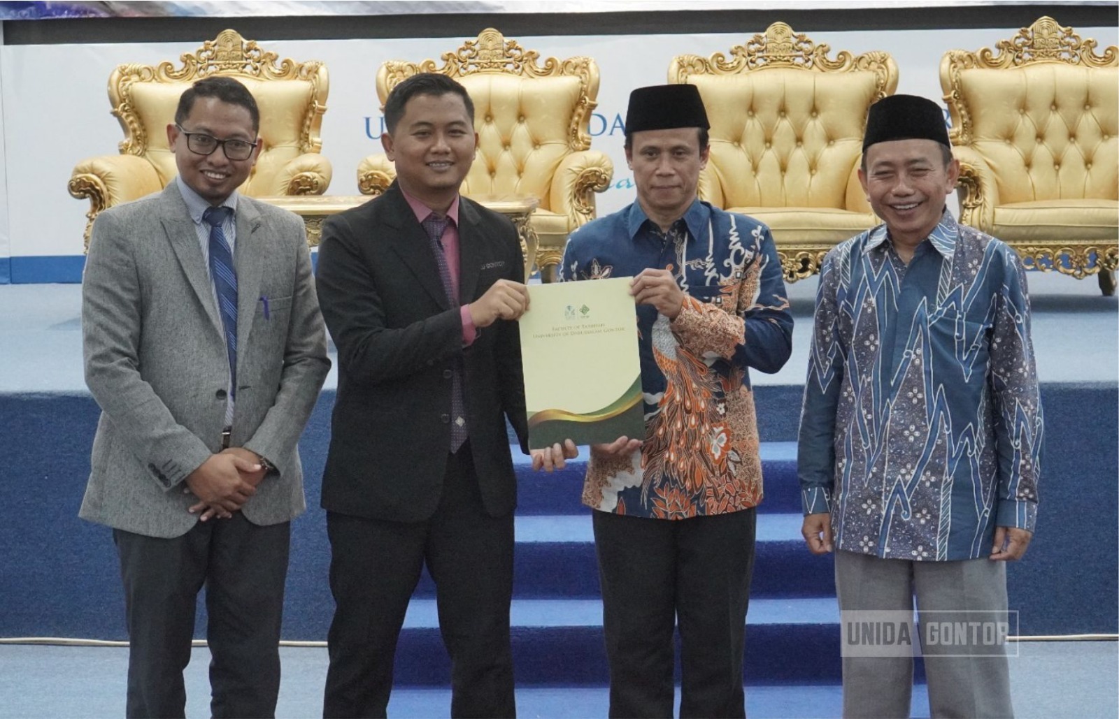 Mahasiswa PBA UNIDA Gontor mengikuti visiting lecturer dan workshop bersama UIN Walisongo