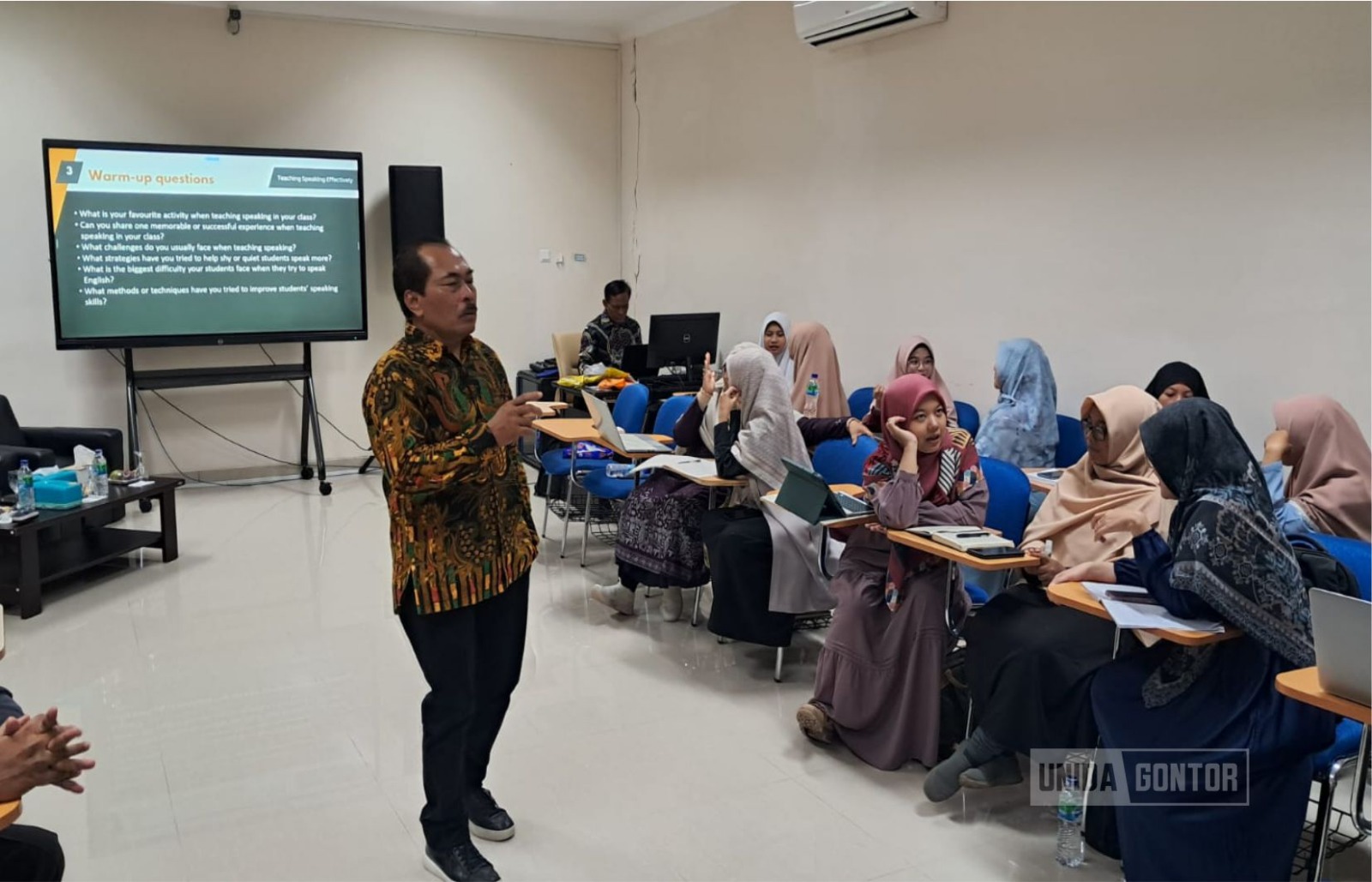 Kegiatan Training of Trainers pengajar bahasa UNIDA Gontor