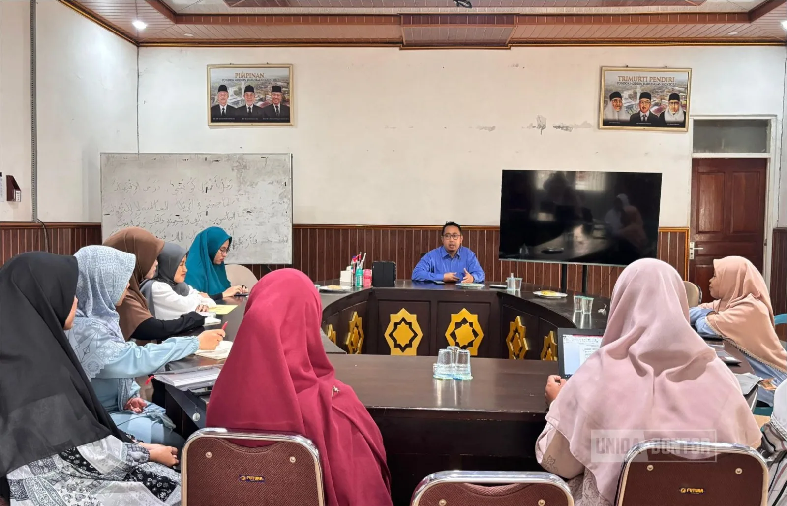 Diskusi program KKN mahasiswi UNISSA Brunei di UNIDA Gontor