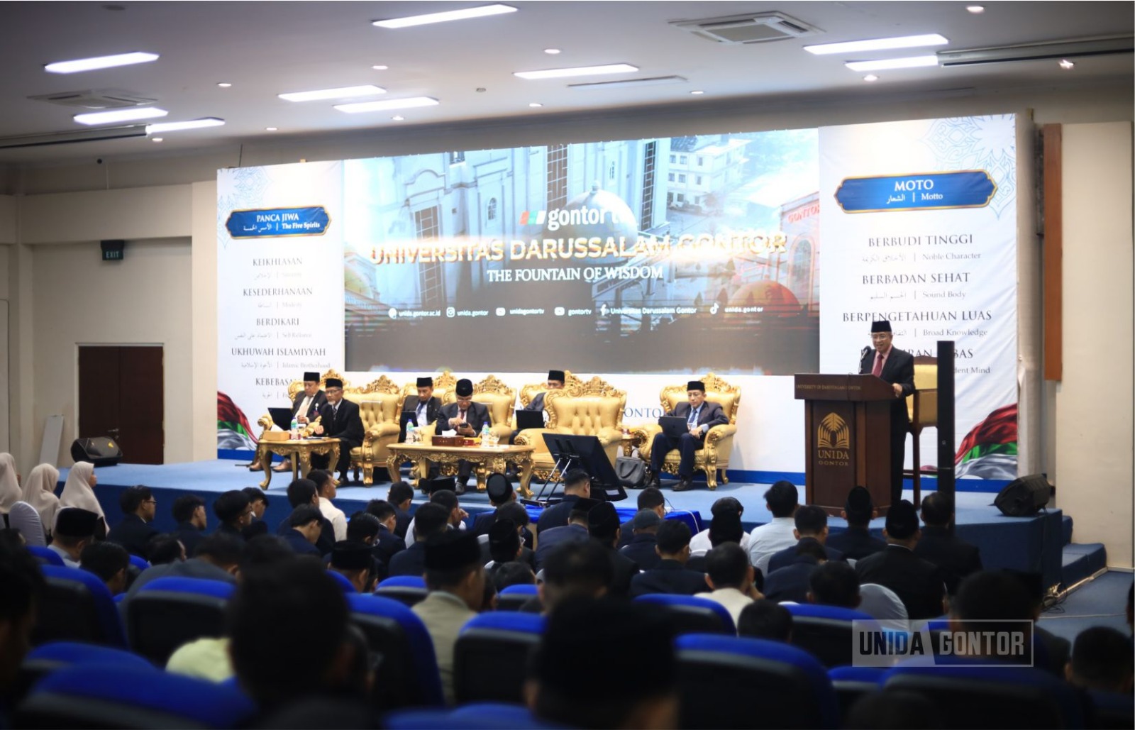 Kuliah Umum Khutbatul Arsy UNIDA Gontor di Gedung Terpadu