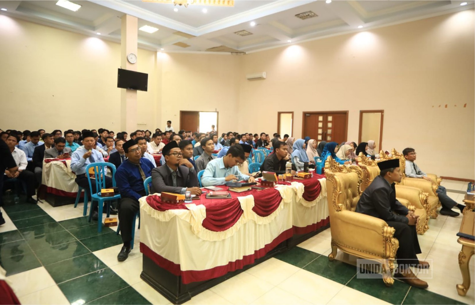 International seminar at PKU UNIDA Gontor discussing Islamic da’wah and human development