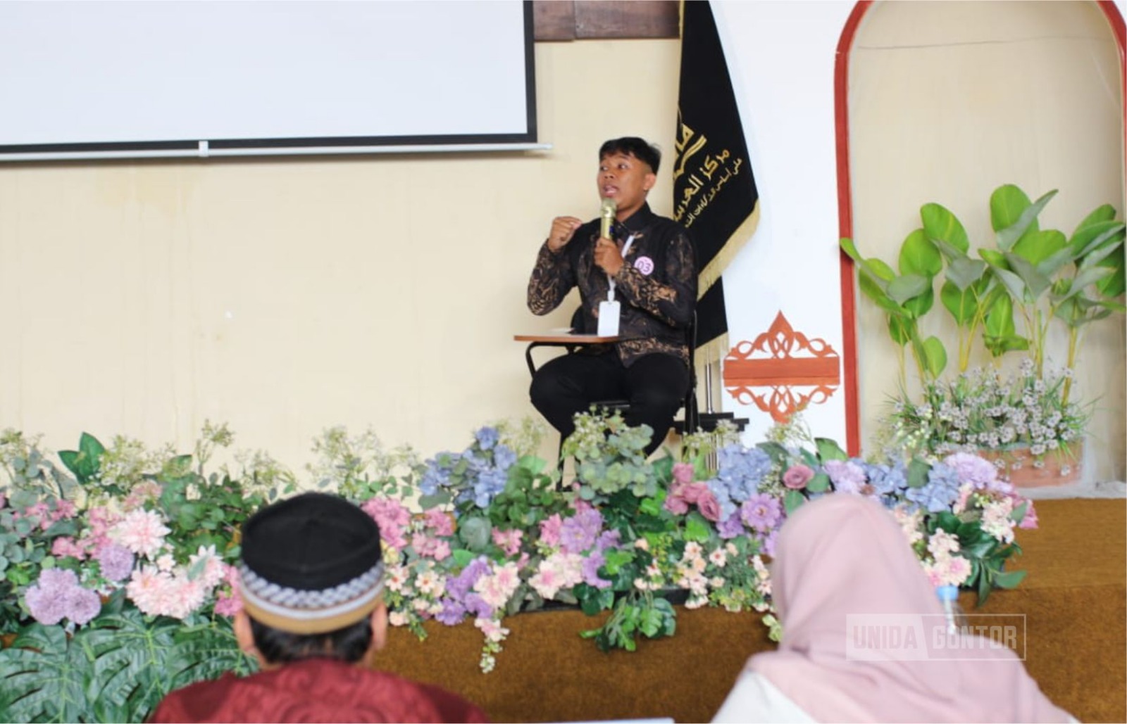 Mahasiswa SAA UNIDA Gontor Muhammad Galih Rakasiwi meraih Juara 2 Lomba Insya’ Nasional MUNAYA VIII di Kediri
