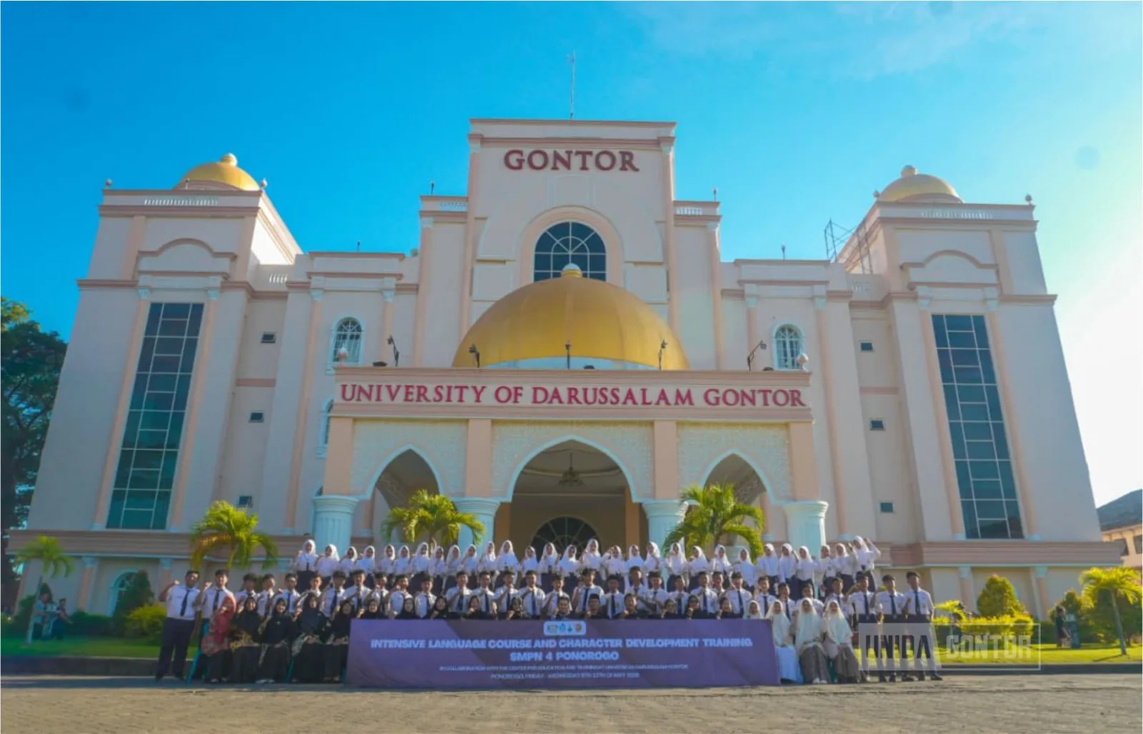 Siswa SMPN 4 Ponorogo mengikuti kegiatan English Camp di UNIDA Gontor