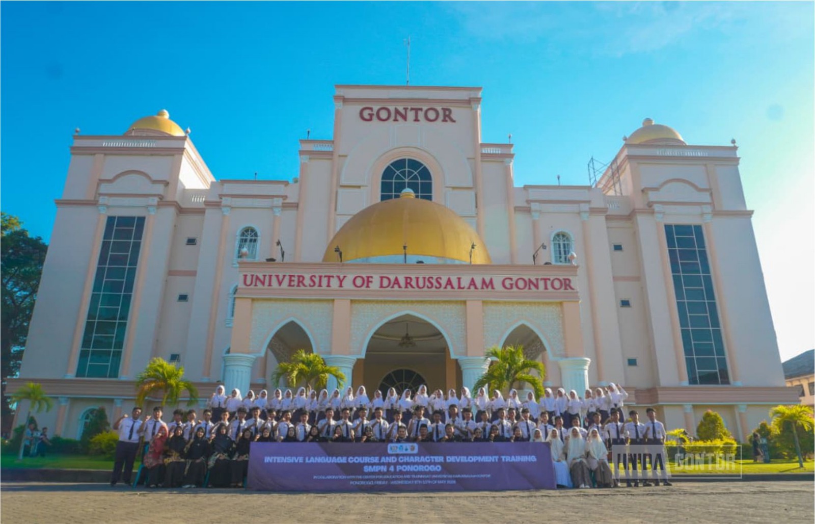 Siswa SMPN 4 Ponorogo mengikuti kegiatan English Camp di UNIDA Gontor
