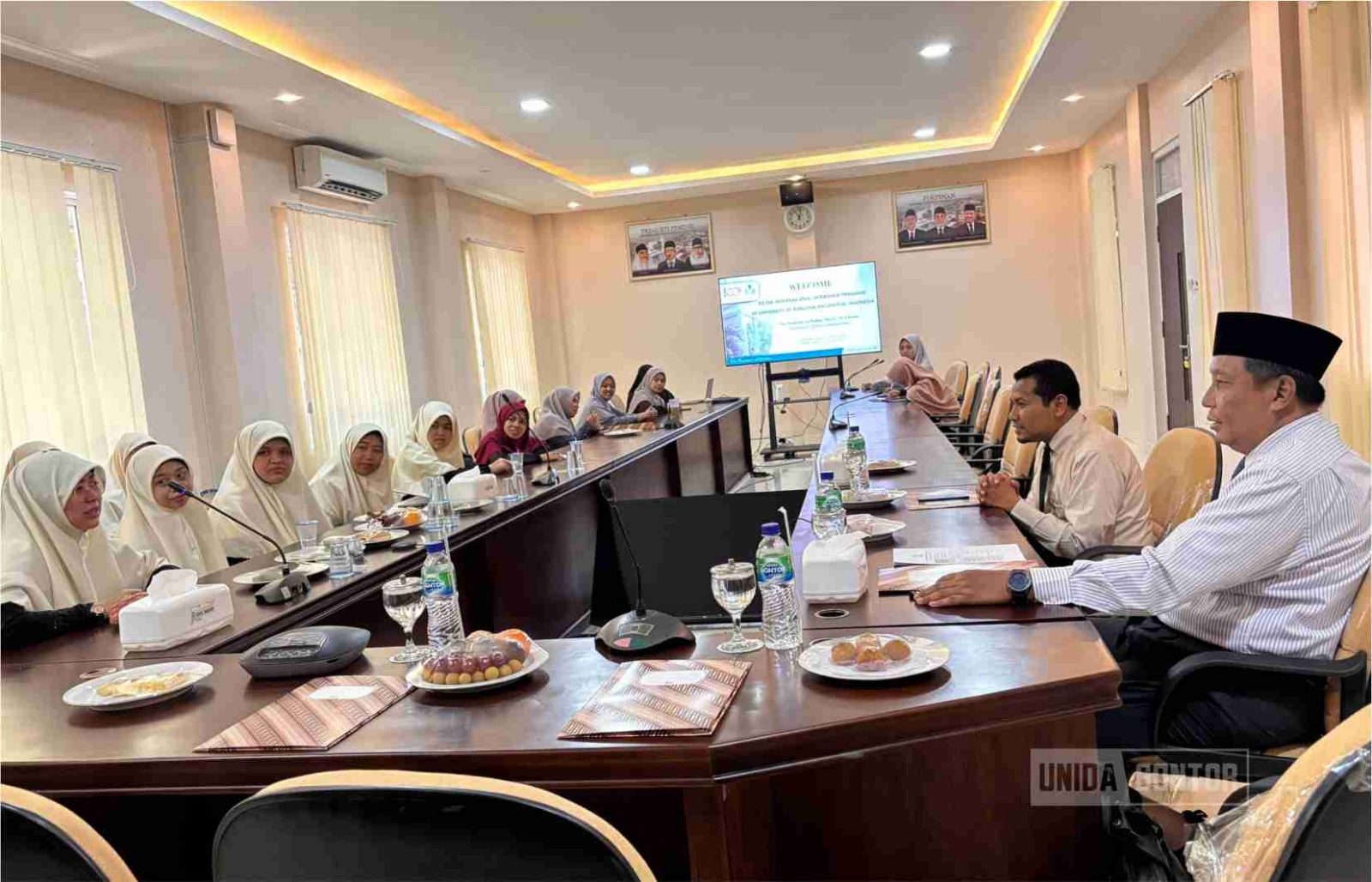 Penyambutan mahasiswi UNISSA Brunei Darussalam dalam International Internship Program di UNIDA Gontor