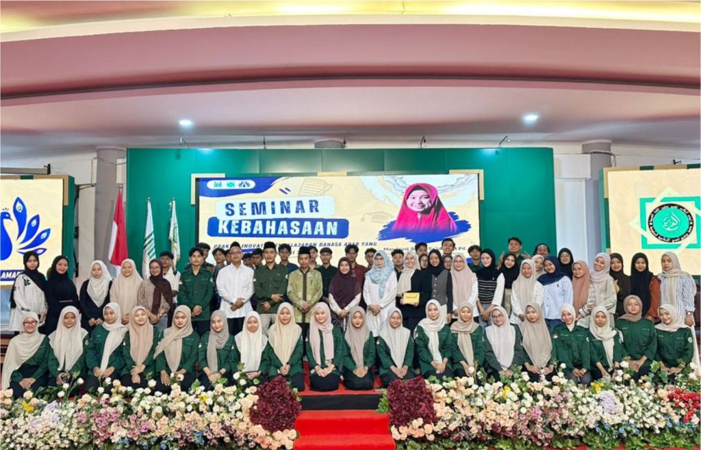 Dosen PBA UNIDA Gontor Jadi Narasumber Seminar Kebahasaan di UIN SATU