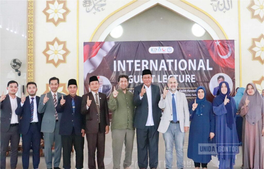 UNIDA Gontor Sambut Akademisi Türkiye dalam Seminar Internasional Profesionalisme Islam