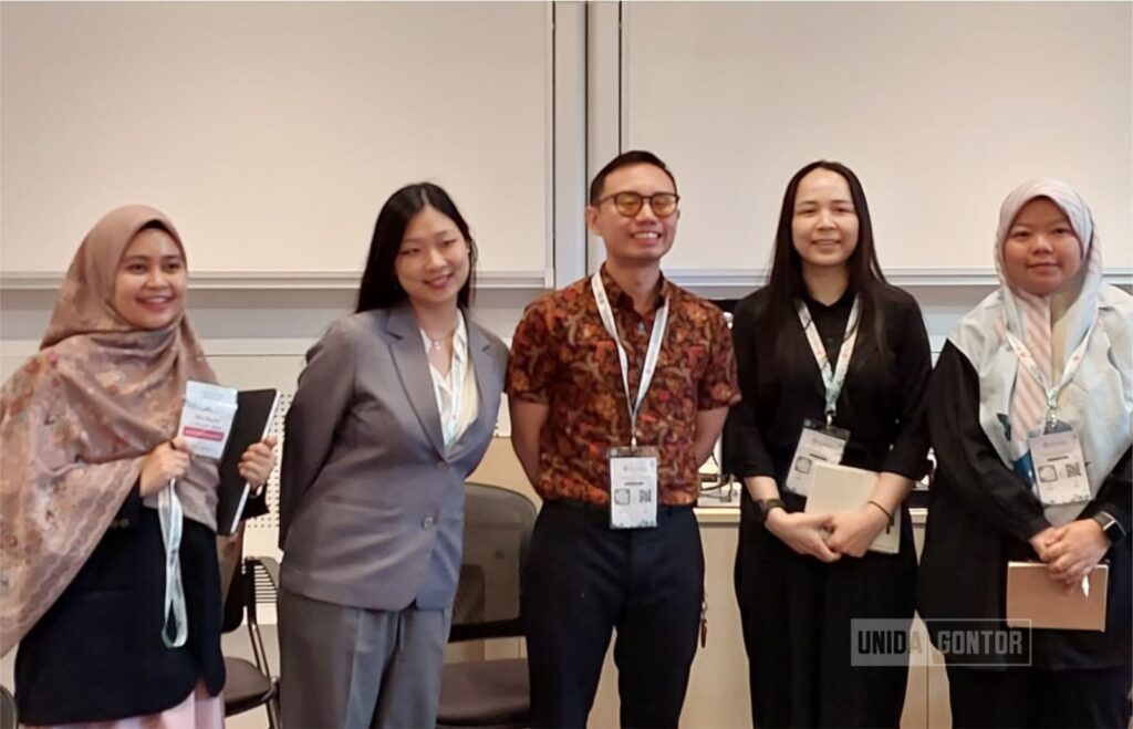 Dosen Hubungan Internasional UNIDA Gontor mempresentasikan riset di Nanyang Technological University Singapura