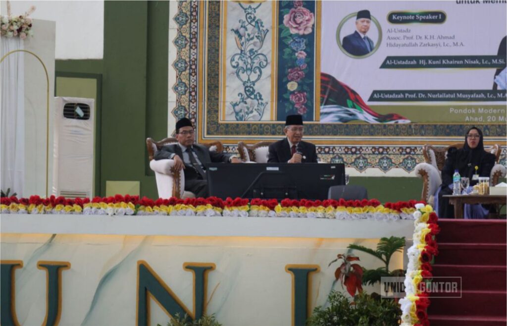 Ketua Senat UNIDA Gontor menghadiri Reuni Akbar Alumni Gontor Putri dalam peringatan 100 Tahun Gontor