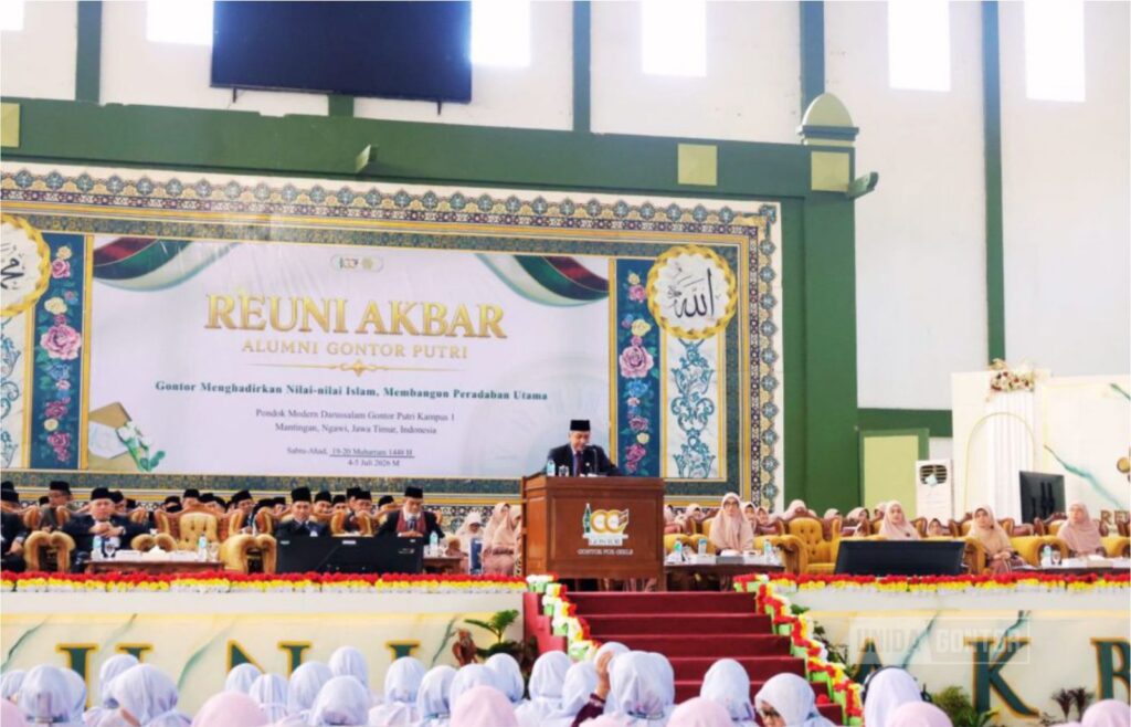 Ketua Senat UNIDA Gontor menghadiri Reuni Akbar Alumni Gontor Putri dalam peringatan 100 Tahun Gontor