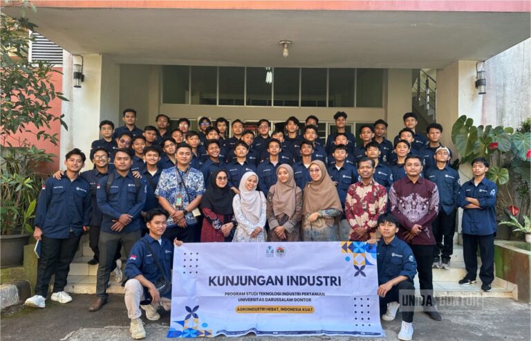 Mahasiswa TIP UNIDA Gontor Mendalami Inovasi Herbal di Hortus Medicus