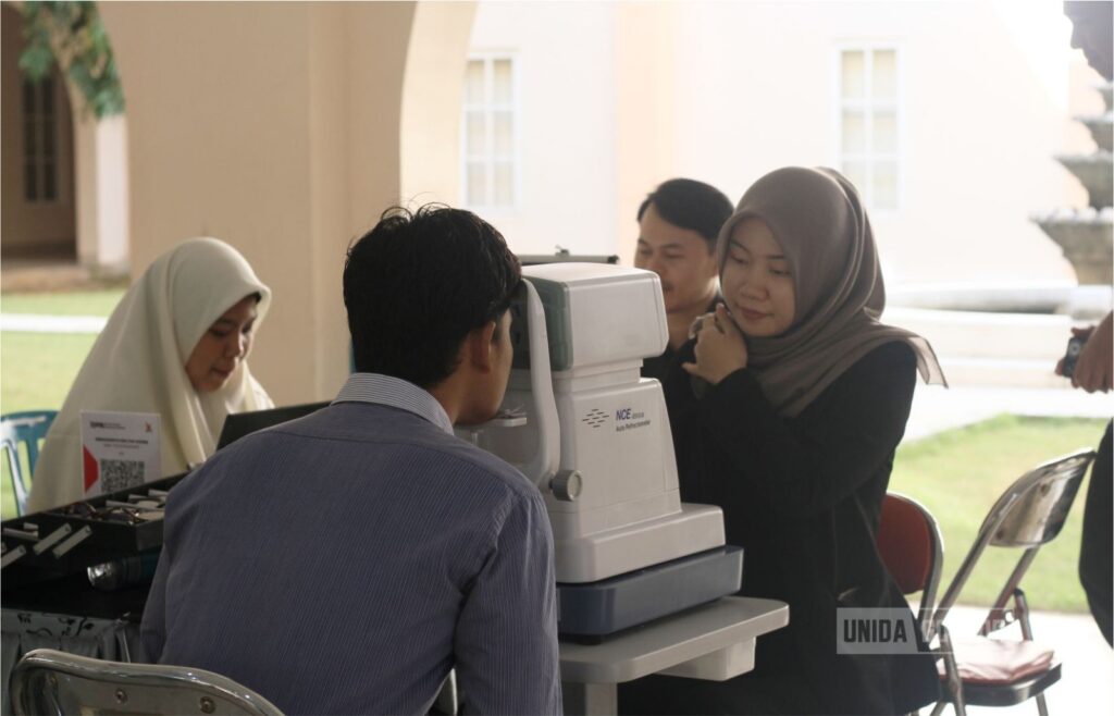 MCU Gratis Milad UNIDA Gontor menghadirkan pemeriksaan kesehatan bagi civitas akademika dan masyarakat