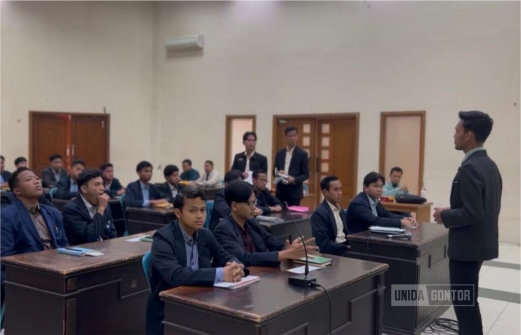 Microteaching Perdana Pendidikan Bahasa Arab UNIDA Gontor Tingkatkan Kompetensi Calon Guru Profesional