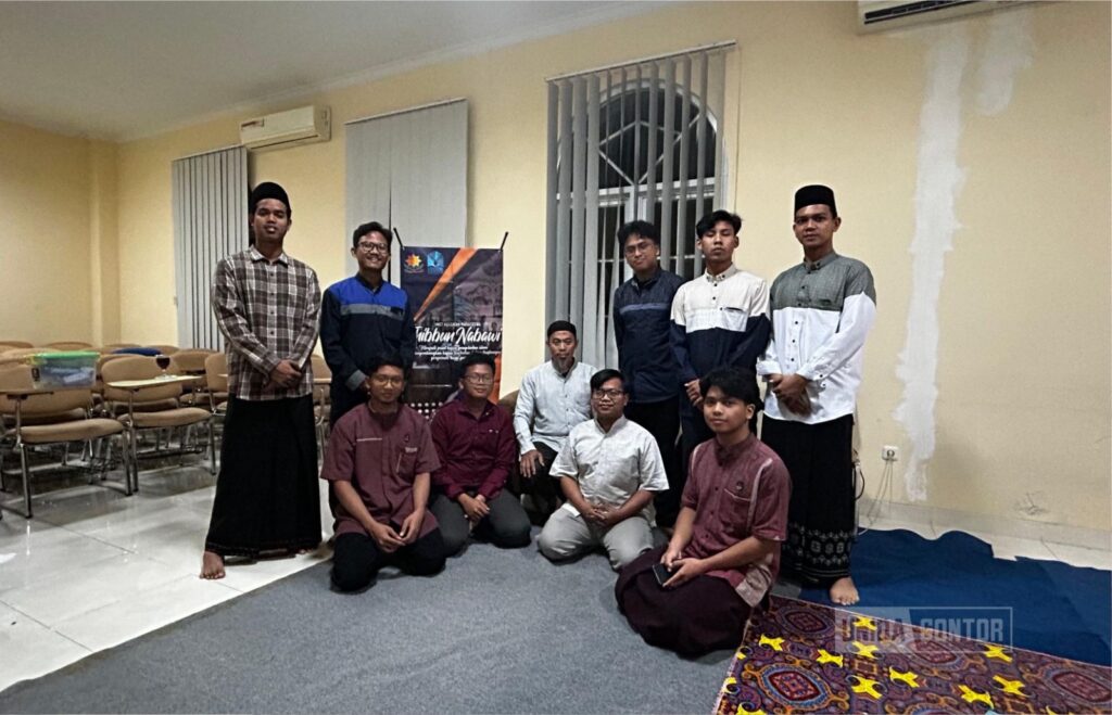 UKM Thibbun Nabawi Gelar Pelatihan Bekam Edukatif Tingkatkan Kompetensi Mahasiswa UNIDA Gontor