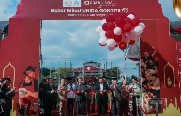Bazar UMKM dan Produk Alumni Meriahkan 100 Tahun Gontor dan Milad ke-63 UNIDA Gontor