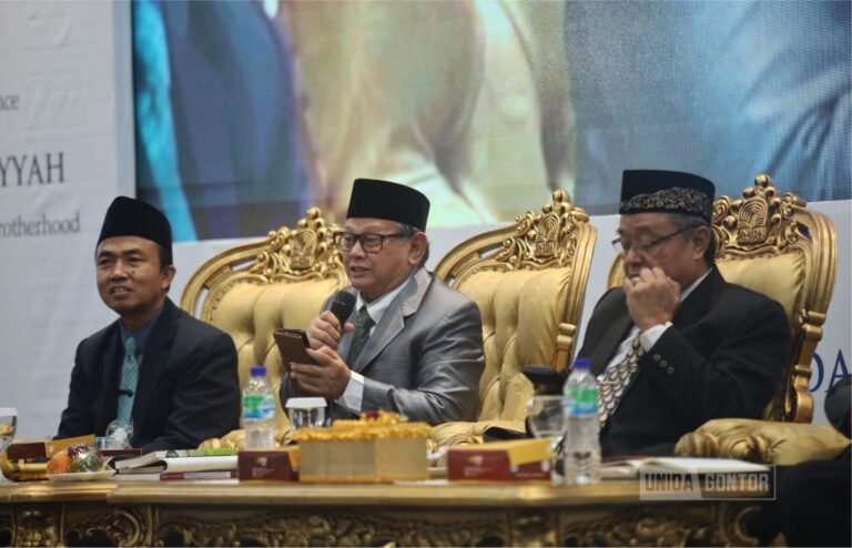 Sarasehan Guru Besar Alumni Gontor Teguhkan Sistem Nilai Menuju World Class University