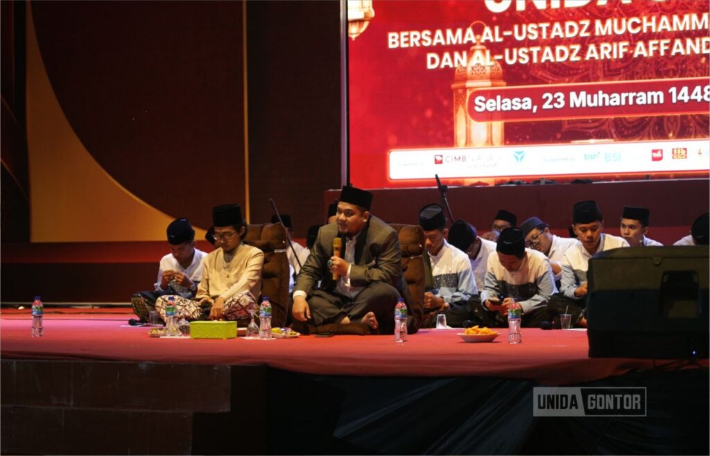 UNIDA Bersholawat bersama Majelis Dzikrussalam dalam rangka Milad UNIDA Gontor