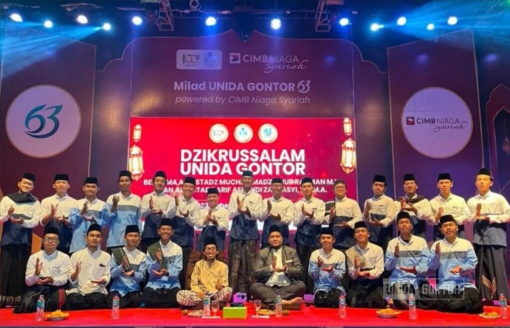 UNIDA Bersholawat Bersama Dzikrussalam Memperkuat Spiritualitas Milad UNIDA Gontor