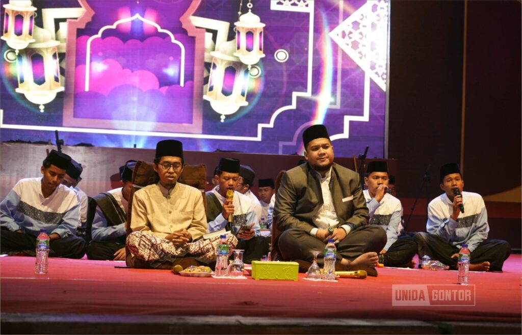 UNIDA Bersholawat bersama Majelis Dzikrussalam dalam rangka Milad UNIDA Gontor
