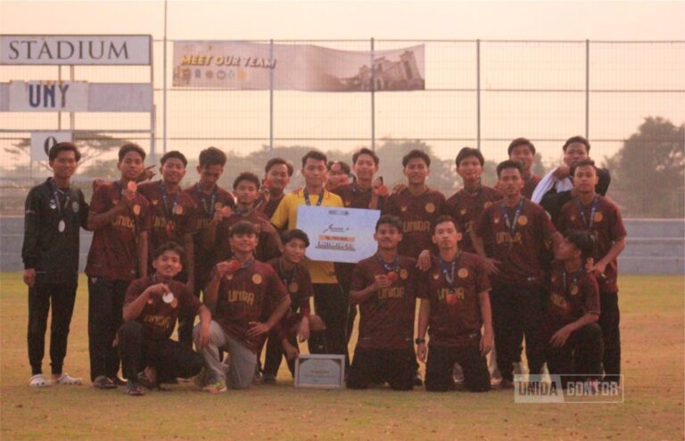 UNY Raih Gelar Juara Rector Cup 5.0 Cabang Sepak Bola Milad ke-63 UNIDA Gontor