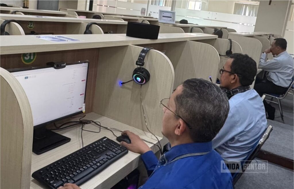 Ujian kompetensi bahasa Arab dan Inggris bagi dosen UNIDA Gontor