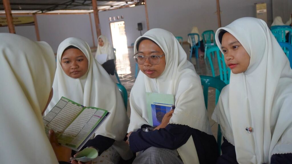 Ujian Tahfidz Serentak mahasiswi UNIDA Gontor di Masjid Abbas Thalib Gontor Putri 2