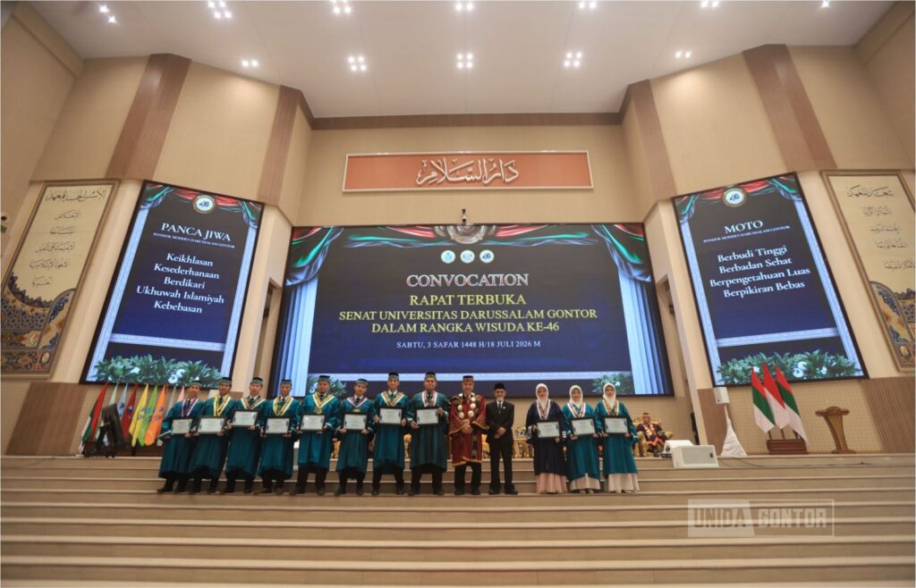 Wisuda ke-46 UNIDA Gontor Torehkan Sejarah, Menutup Abad Pertama Gontor