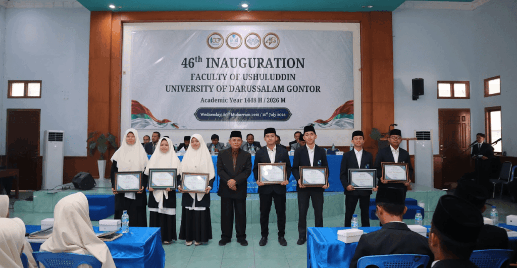 Yudisium ke-46 Fakultas Ushuluddin UNIDA Gontor di Gedung Rabitah Pondok Modern Darussalam Gontor