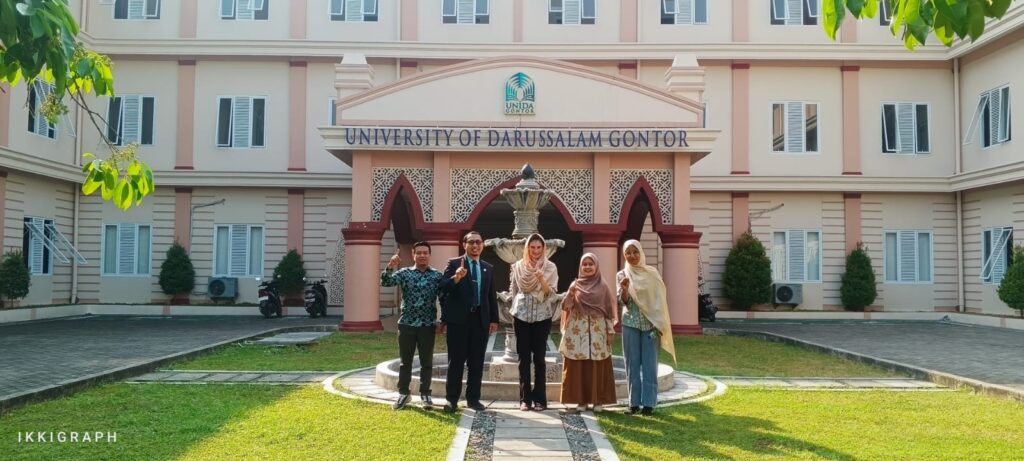 English Academic Workshop DPB UNIDA Gontor Memperkuat Kemampuan Presentasi Ilmiah
