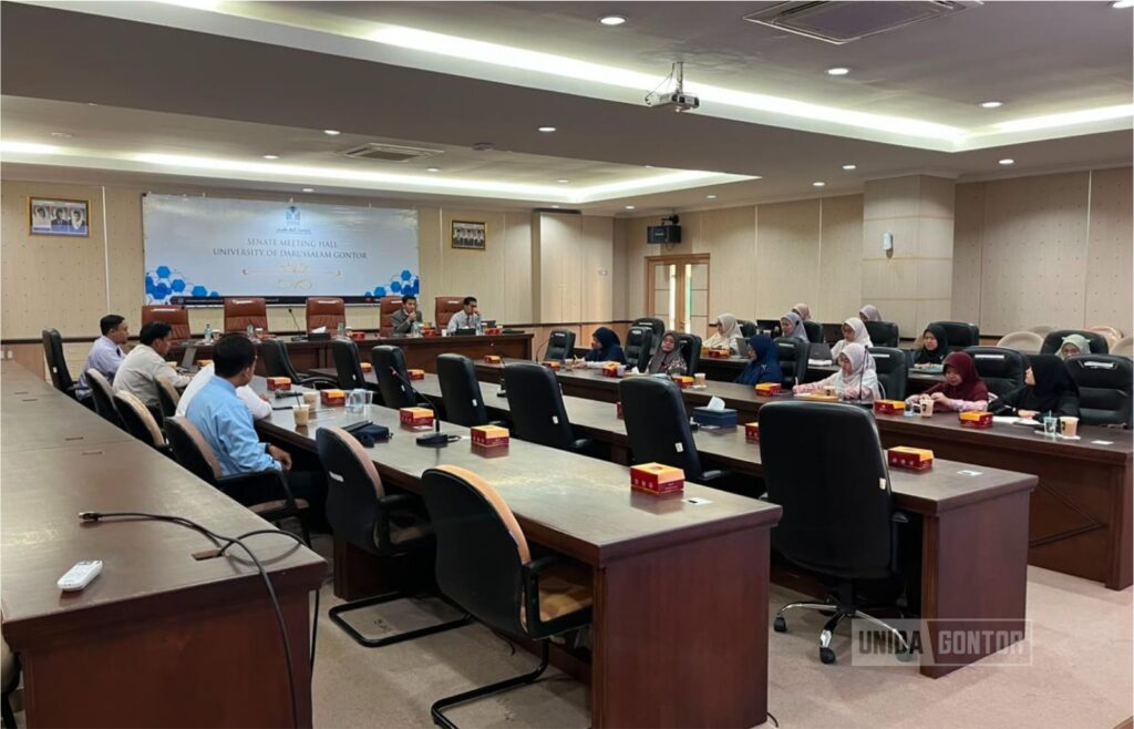 DPB UNIDA Gontor Evaluasi Tutor dan Standarisasi Tes Speaking Bahasa Arab Inggris
