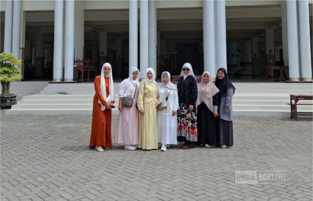 Mahasiswi PhD Kazakhstan bersama BKUI UNIDA Gontor dalam kunjungan akademik internasional
