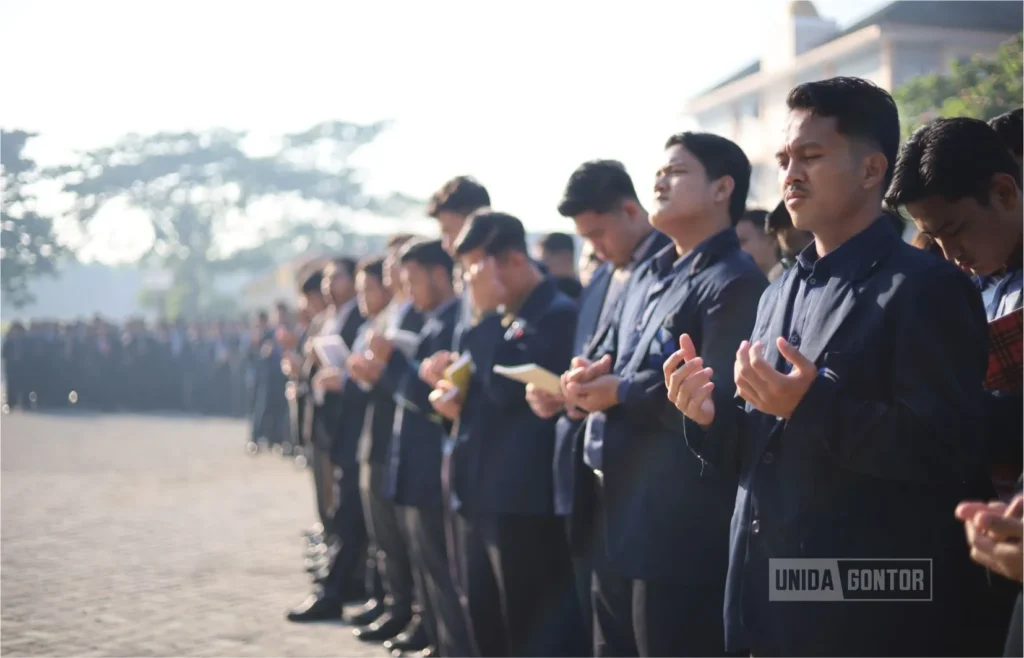 Rektor UNIDA Gontor memberikan pengarahan pada Pembukaan UAS Semester Ganjil 2026–2027
