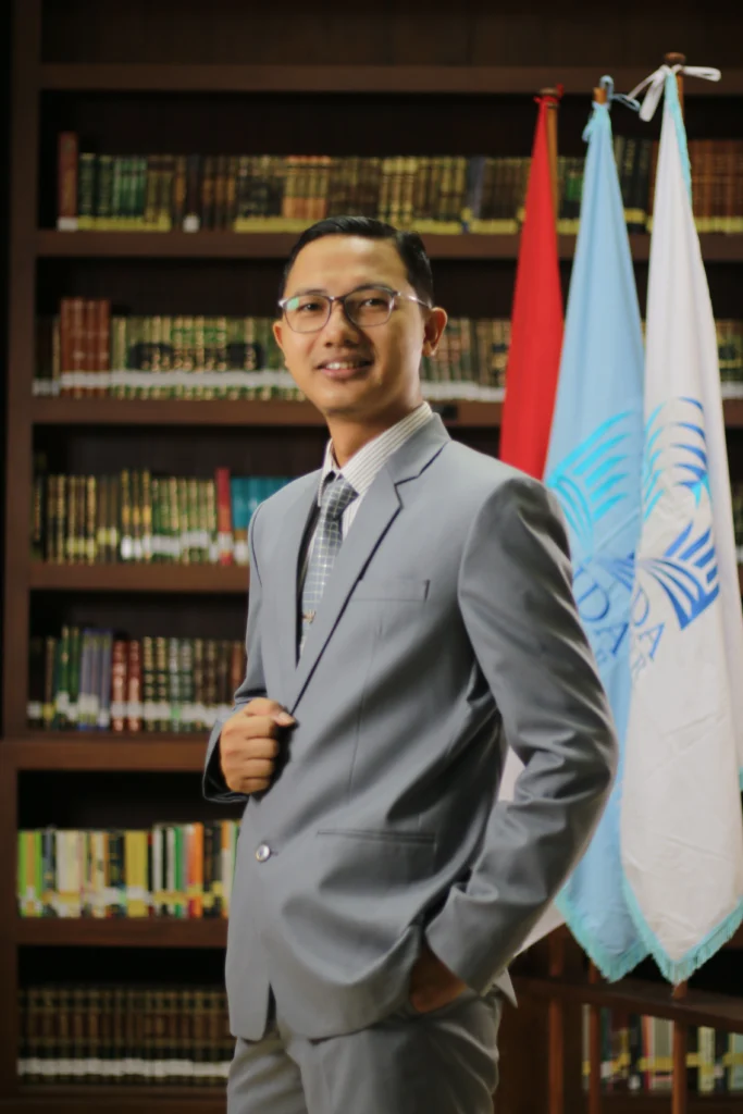 Assoc. Prof. Harda Armayanto, Ph.D., M.A