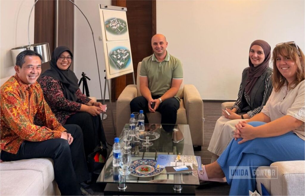 UNIDA Gontor inisiasi kerja sama akademik dengan IUS Sarajevo